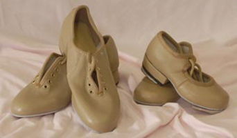 Camel tap shoes - boys and girls